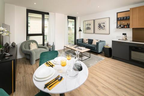 undefined, London Dock, 9 Arrival Square, Wapping, E1W