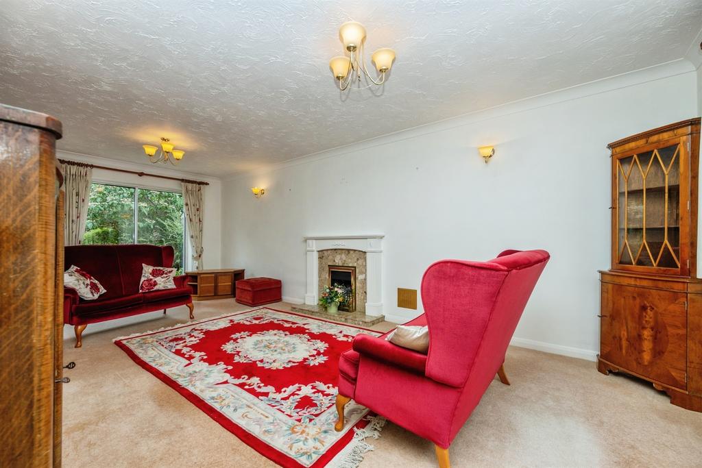 House in Worcester, Warndon - View 3