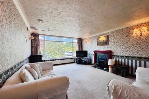 3 bedroom detached bungalow for sale, High Street, Broom, Alcester