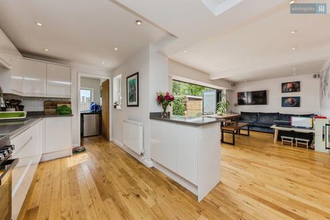 4 bedroom detached house for sale, Sycamore Close, Cheshire CW5