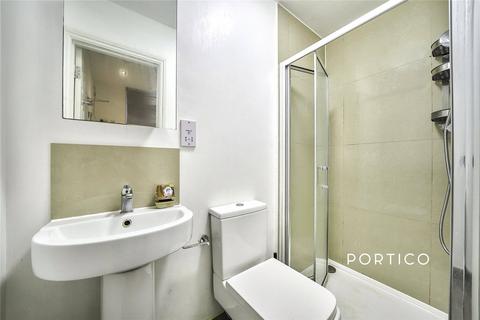 1 bedroom in a house share to rent, Charleville Road, London, W14