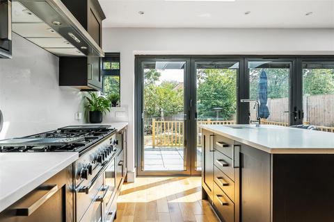 4 bedroom semi-detached house for sale, Elmwood Drive, Stoneleigh