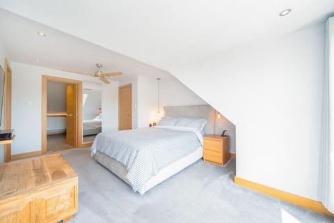 5 bedroom semi-detached house for sale, Church Road, Iver SL0