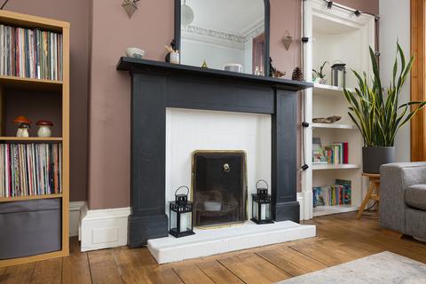 undefined, 5/2 Shandon Place, Edinburgh, EH11 1QN