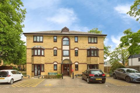 2 bedroom retirement property for sale, Burling Court, Cambridge
