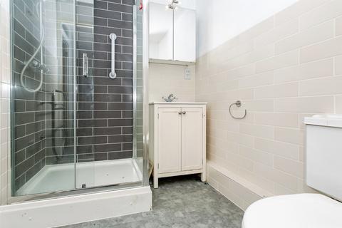 2 bedroom retirement property for sale, Burling Court, Cambridge