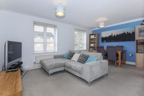 1 bedroom flat to rent, Parkland Place, Wren Way, Bicester, OX26