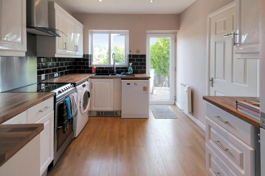 House in Brighton, Patcham, Hollingbury - View 3