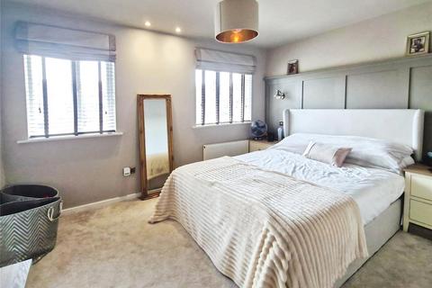 3 bedroom detached house for sale, Rainbow Drive, Manchester M46