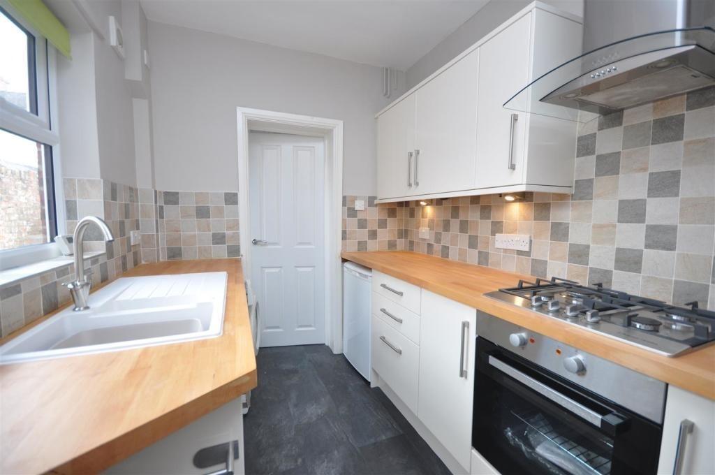 House in York - View 3