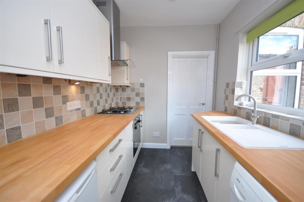 House in York - View 4