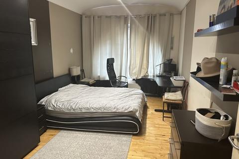 undefined, Dunblane Street, Flat 2-2 G4
