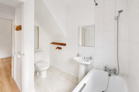 2 bedroom ground floor maisonette to rent, Star Road, Uxbridge, Uxbridge UB10