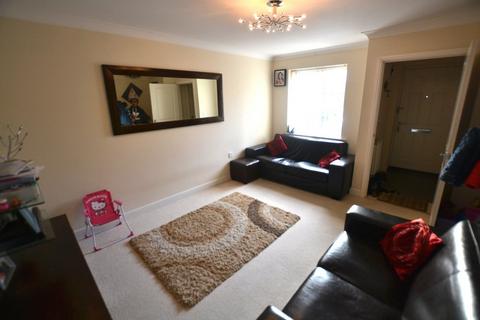 3 bedroom semi-detached house to rent, Market Garden Close, Leicester LE4