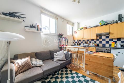 1 bedroom flat to rent, Brecknock Road, Camden Town