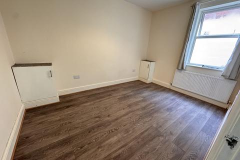 1 bedroom apartment to rent, Ashland Street, Wolverhampton WV3