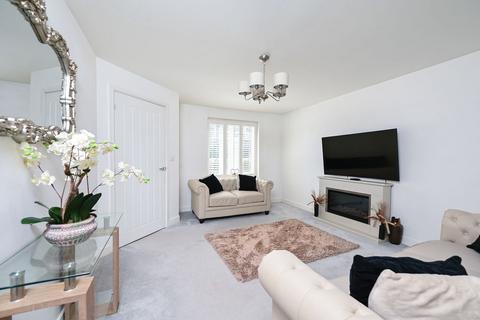 undefined, Cortland Drive, Tadley RG26
