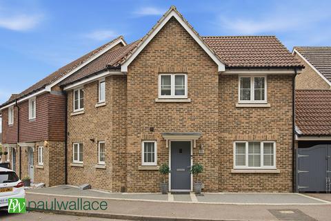 Aldermere Avenue, West Cheshunt
