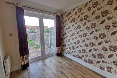 3 bedroom semi-detached house for sale, Waverley Road, Rayners Lane