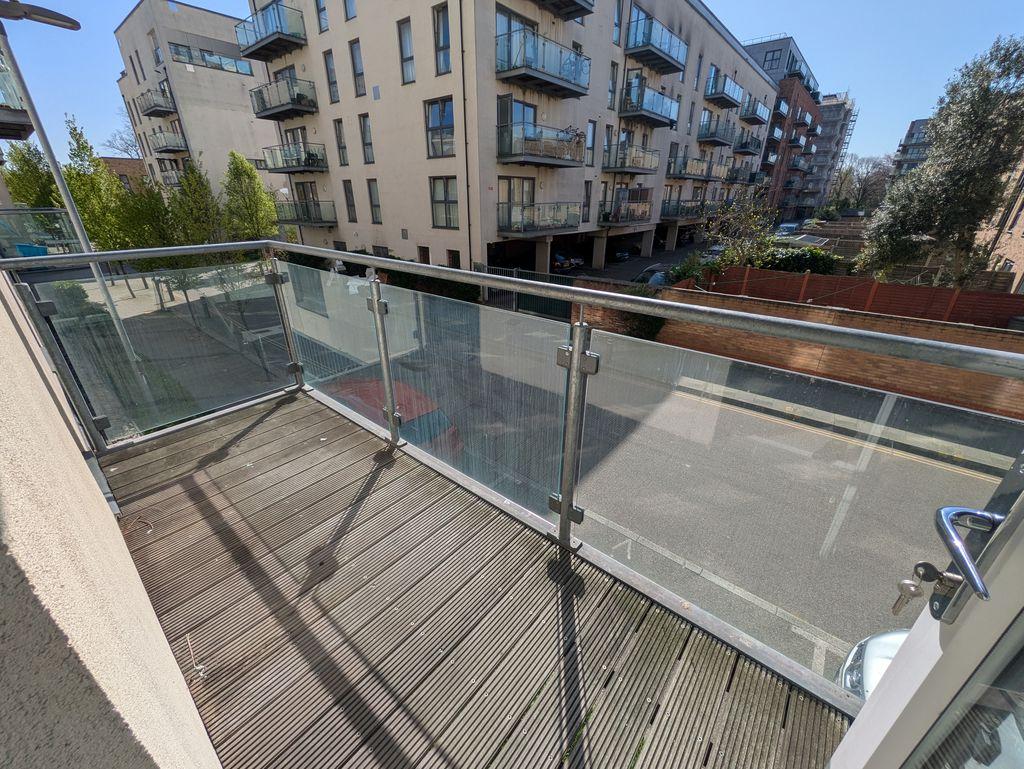 Apartment in London, Becontree - View 4