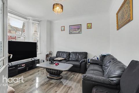 3 bedroom terraced house for sale, Kingston Road, Ilford
