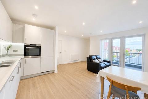 2 bedroom apartment for sale, Finlay Gardens, Hornchurch, RM12