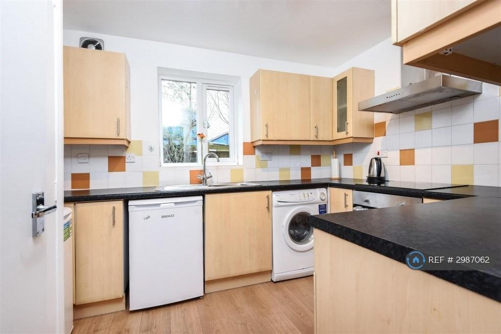 Apartment in London - View 5