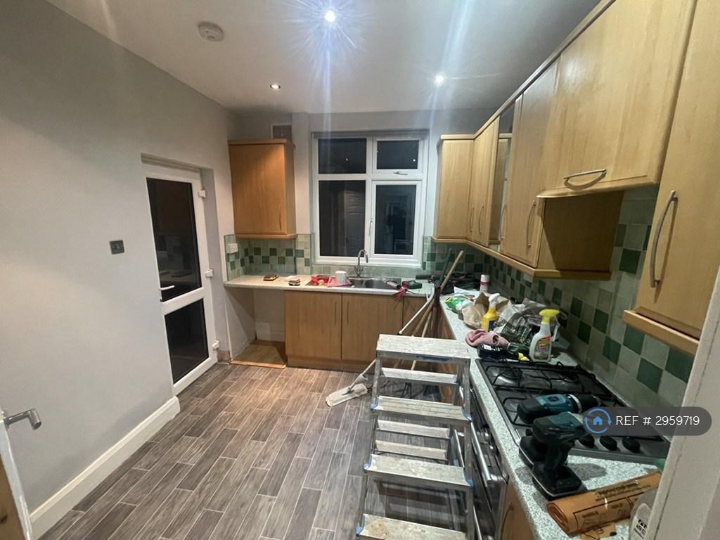 Sykefield Avenue, Leicester, LE3 - View 4