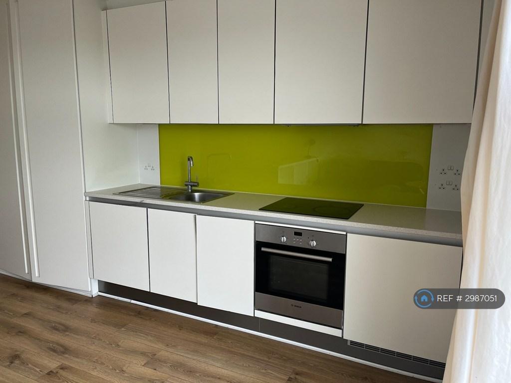 Apartment in Birmingham, Calthorpe Fields - View 5