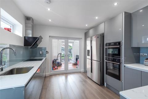 2 bedroom bungalow for sale, Woodford Crescent, Pinner, Middlesex