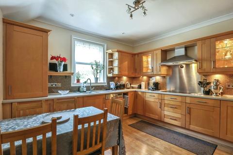 2 bedroom flat for sale, Parkstone Avenue, Poole, Dorset, BH14