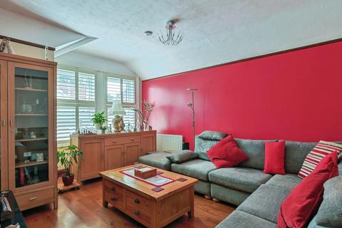 2 bedroom flat for sale, Parkstone Avenue, Poole, Dorset, BH14