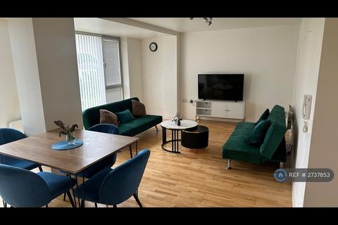 1 bedroom flat to rent, Christabel, Manchester, M40