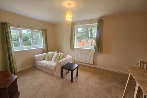 Studio to rent, The Annexe, Denbigh Close, Banbury, OX16 0BQ