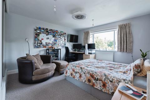 3 bedroom penthouse for sale, St. Valerie Road, BOURNEMOUTH