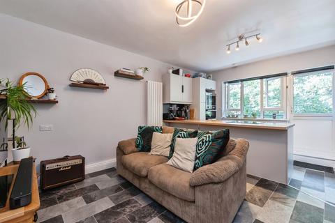 3 bedroom penthouse for sale, St. Valerie Road, BOURNEMOUTH