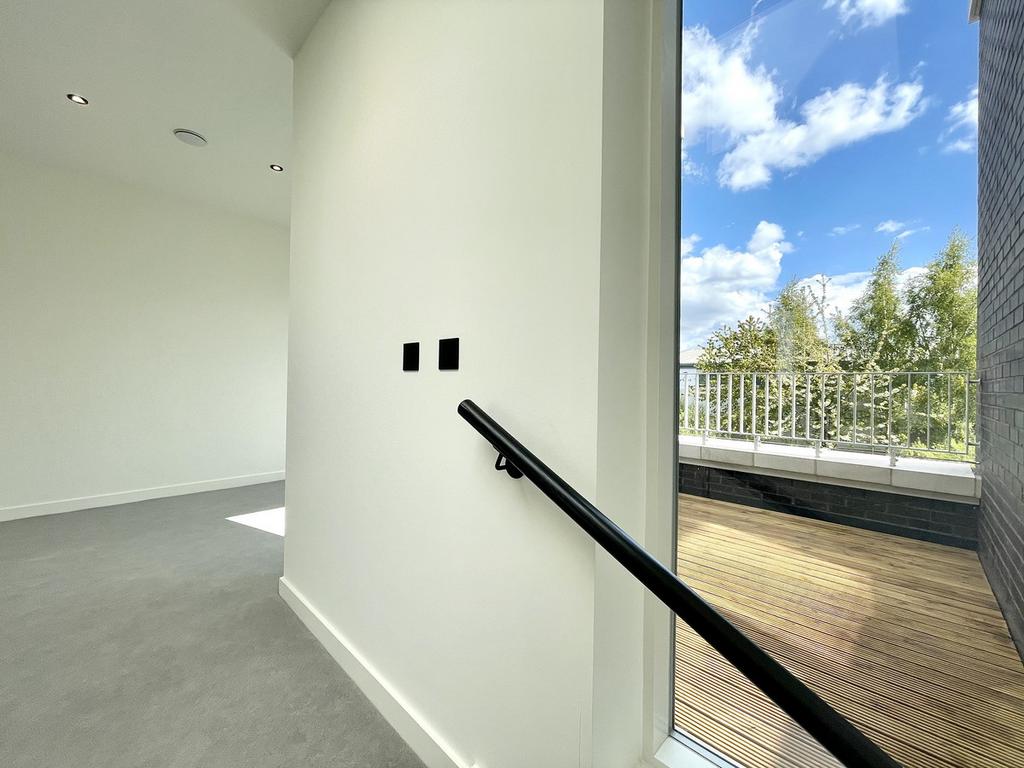 House in Birmingham, Ladywood - View 6