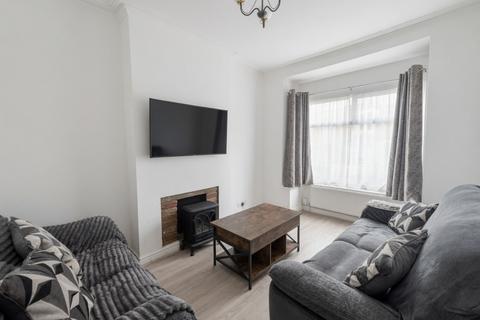 3 bedroom terraced house for sale, Katherine Road, Bearwood, B67