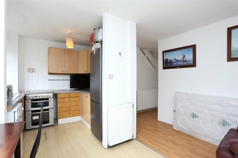5 bedroom end of terrace house for sale, Burnt Ash Road, London, SE12