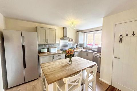 undefined, Marleen Court, Heaton, Newcastle upon Tyne, Tyne and Wear, NE6 5DW