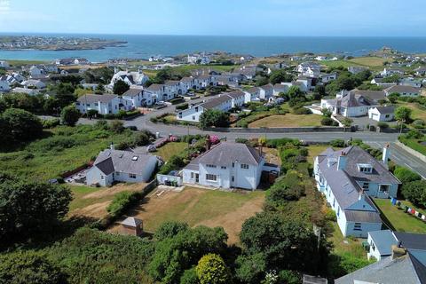 4 bedroom detached house for sale, Lon St. Ffraid, Trearddur Bay, Anglesey, LL65