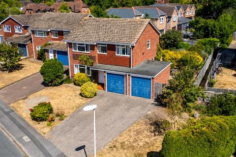 undefined, Elizabeth Rout Close, Spencers Wood, Reading, Berkshire, RG7