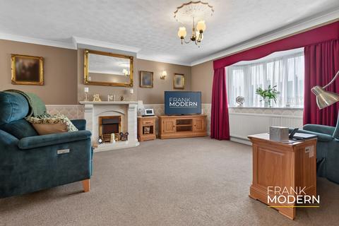 3 bedroom detached bungalow for sale, Waterville Gardens, Orton Waterville, PE2