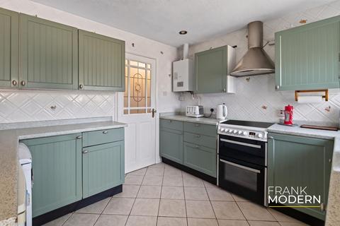 3 bedroom detached bungalow for sale, Waterville Gardens, Orton Waterville, PE2
