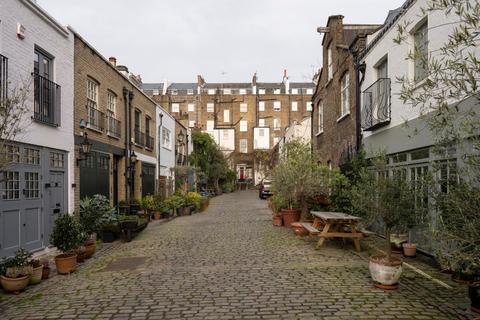 4 bedroom mews to rent, Bathurst Mews, Bayswater, London, W2