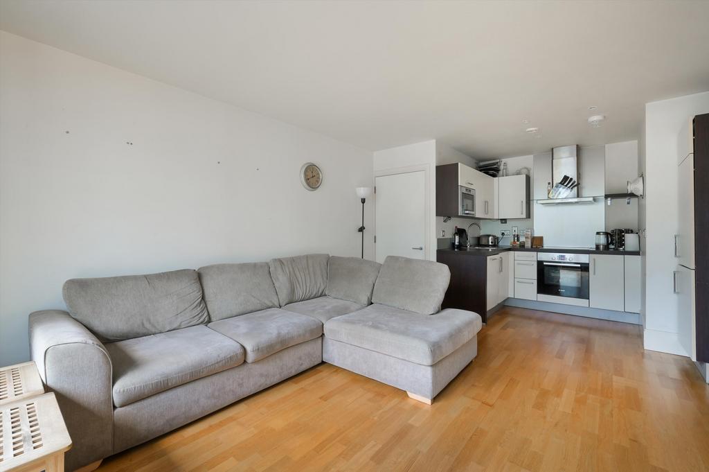 Apartment in London - View 4