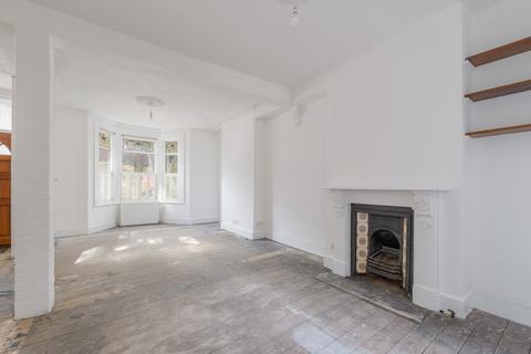 3 bedroom terraced house for sale, Charlton Lane, London, SE7