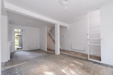 3 bedroom terraced house for sale, Charlton Lane, London, SE7