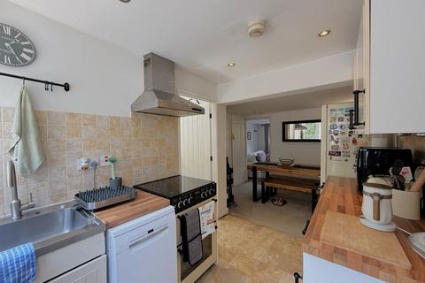 2 bedroom end of terrace house for sale, Clifton Road, Shefford, SG17