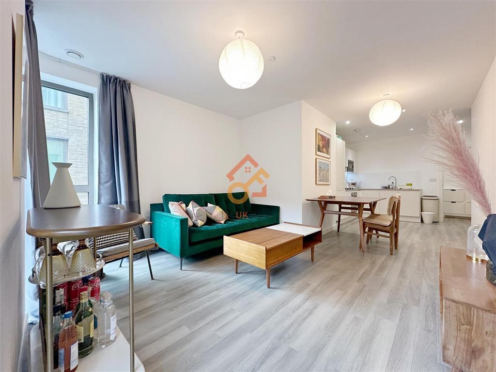 Apartment in Wembley, London - View 2